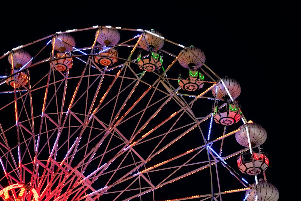 Temperatures set to rise to above 30 degrees just in time for “mini donut and Ferris Wheel Season”